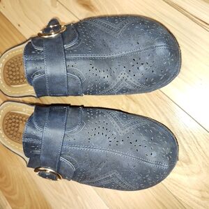 Womem's Blue Slip-On Shoes